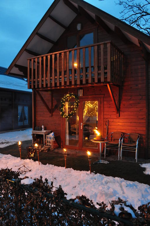 Villa Thuiskomen, Genieten Aan Het Water Maaseik Zimmer foto